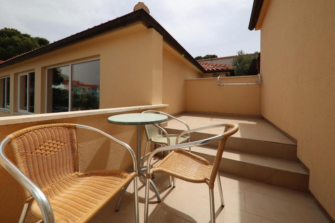 Hotel Murter Extérieur photo
