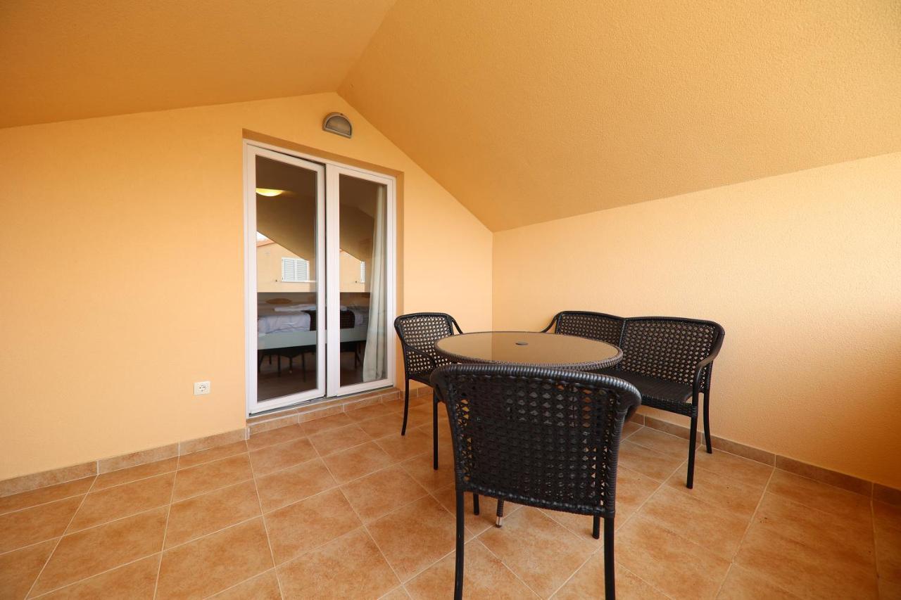 Hotel Murter Extérieur photo
