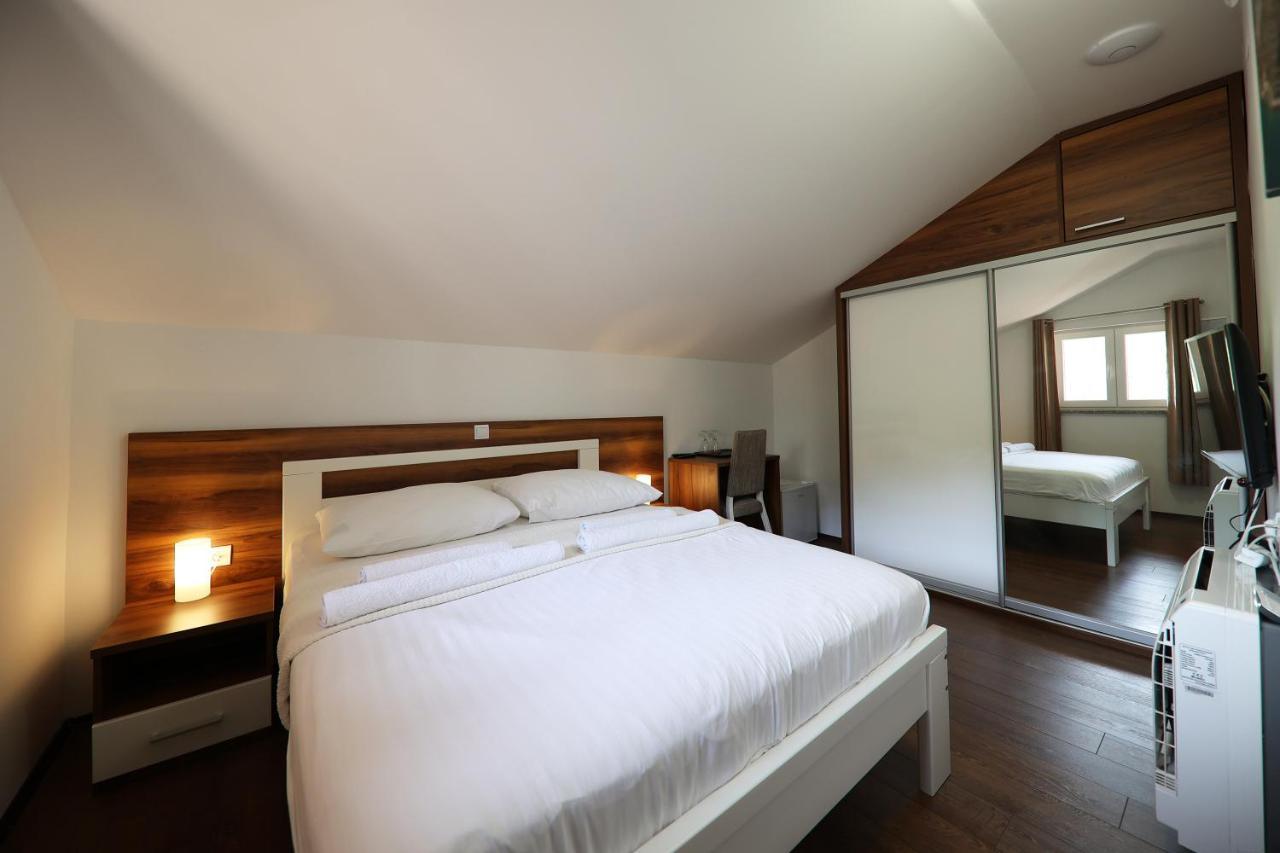Hotel Murter Extérieur photo