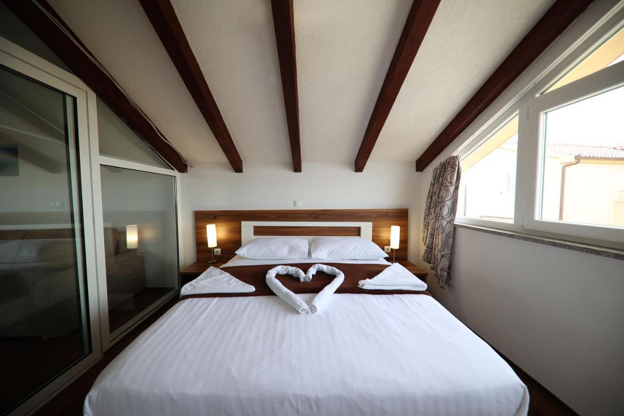 Hotel Murter Extérieur photo